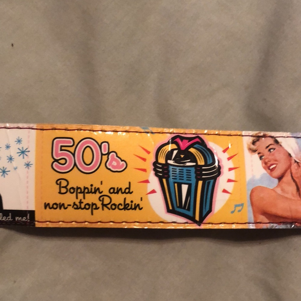 Adorable Vintage Belt - Picture 5 of 11
